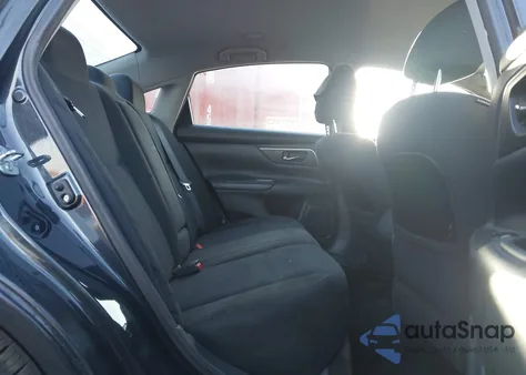 2015 Nissan Altima 2.5 S из США, поврежденный, VIN 1N4AL3AP6FC570610